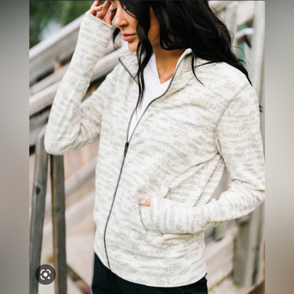 Cream combo zipper jacket